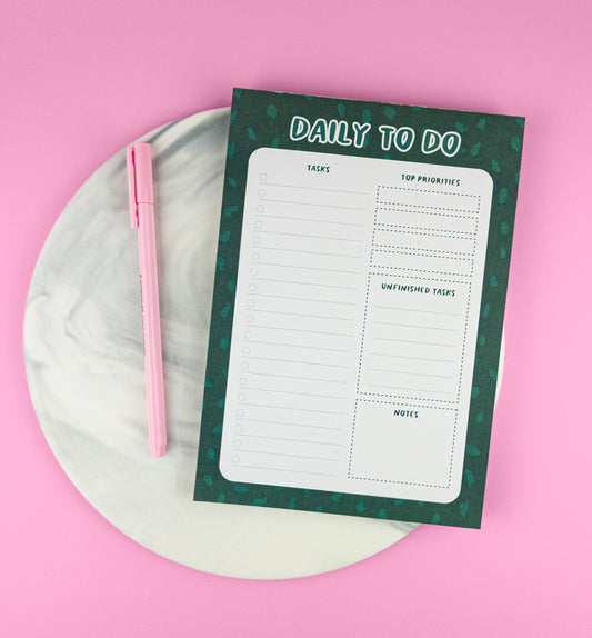 Undated Daily Planner – To-Do List and Goals Journal