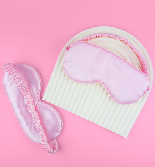 Light Pink Eye Mask – Soft Sleep Aid for Restful Nights & Relaxation